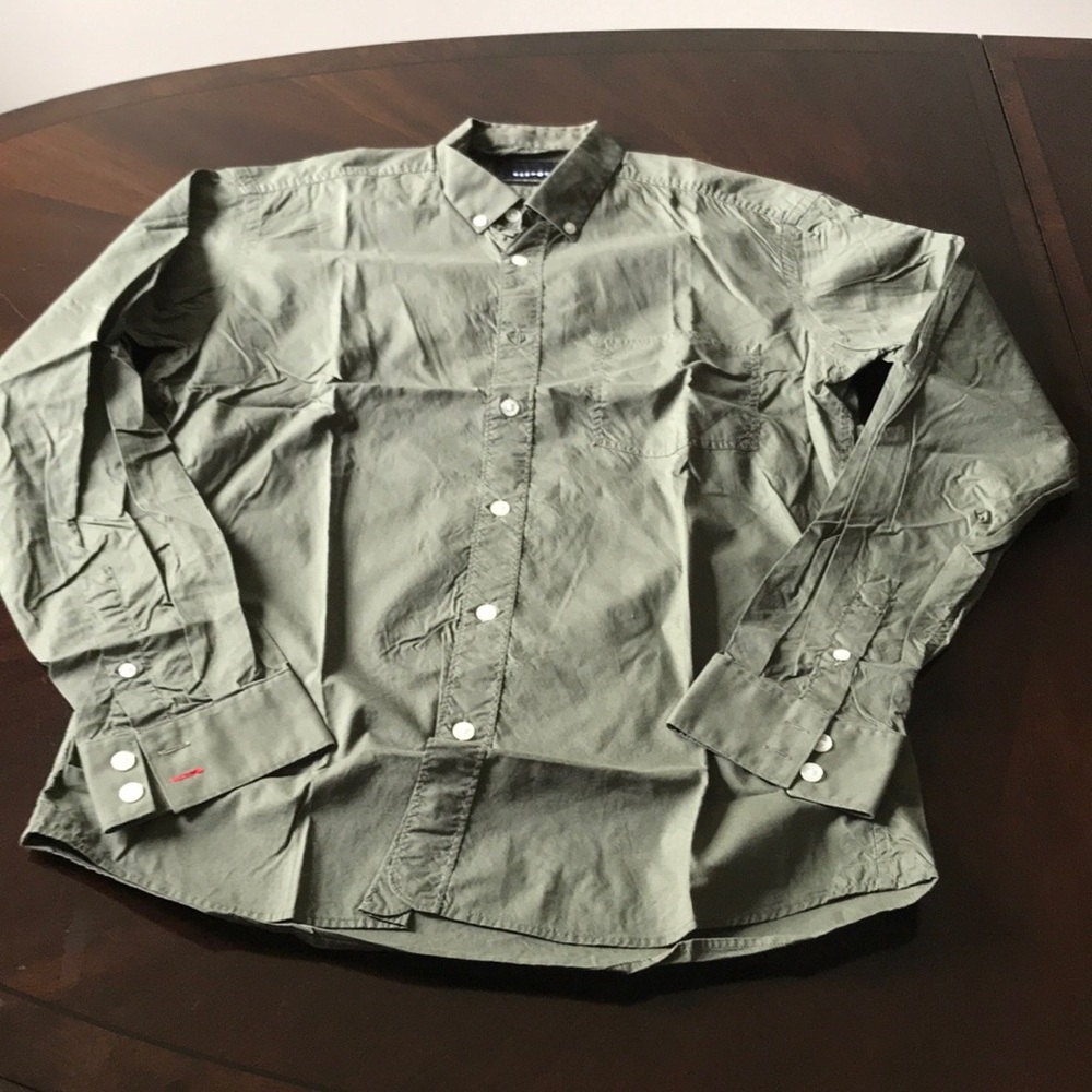 Bespoken olive green men’s medium sport shirt 👔